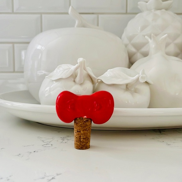 Sanrio Hello Kitty Bow Wine Stopper - Picture 2 of 10